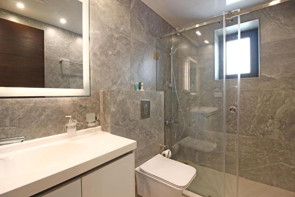 Palm Suites, 4*
